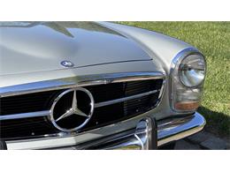 1969 Mercedes-Benz 280SL (CC-2074997) for sale in Southampton, New York