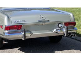 1969 Mercedes-Benz 280SL (CC-2074997) for sale in Southampton, New York