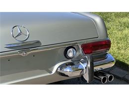 1969 Mercedes-Benz 280SL (CC-2074997) for sale in Southampton, New York
