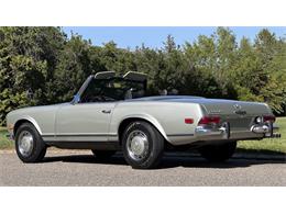 1969 Mercedes-Benz 280SL (CC-2074997) for sale in Southampton, New York