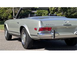 1969 Mercedes-Benz 280SL (CC-2074997) for sale in Southampton, New York