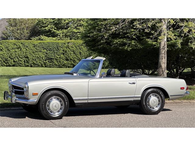 1969 Mercedes-Benz 280SL (CC-2074997) for sale in Southampton, New York