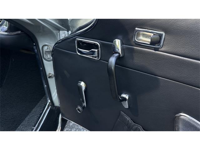 1969 Mercedes-Benz 280SL (CC-2074997) for sale in Southampton, New York