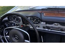 1969 Mercedes-Benz 280SL (CC-2074997) for sale in Southampton, New York