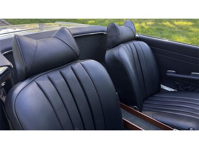 1969 Mercedes-Benz 280SL (CC-2074997) for sale in Southampton, New York
