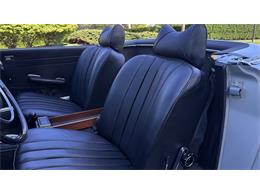 1969 Mercedes-Benz 280SL (CC-2074997) for sale in Southampton, New York