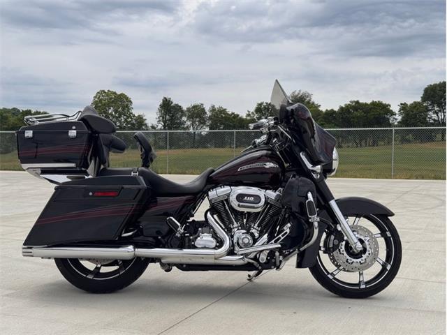 2011 Harley-Davidson CVO Street Glide (CC-2075119) for sale in Gordonsville, Tennessee
