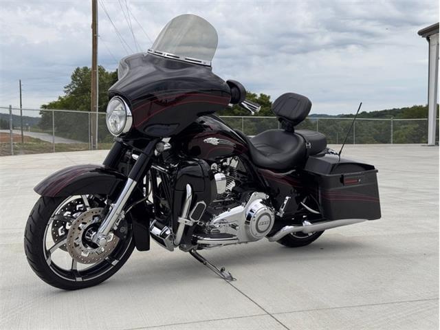 2011 Harley-Davidson CVO Street Glide (CC-2075119) for sale in Gordonsville, Tennessee