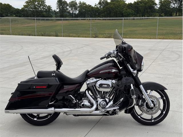 2011 Harley-Davidson CVO Street Glide (CC-2075119) for sale in Gordonsville, Tennessee