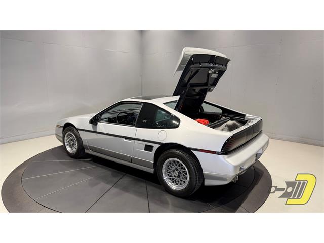 1987 Pontiac Fiero (CC-2075567) for sale in Manitowoc, Wisconsin