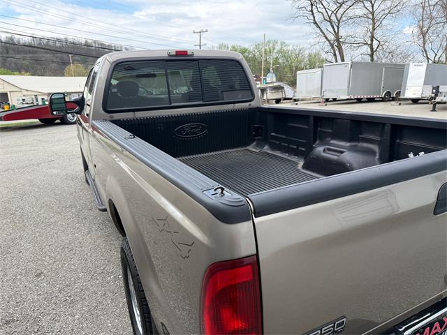 2003 Ford F250 (CC-2070565) for sale in Pittsburgh, Pennsylvania
