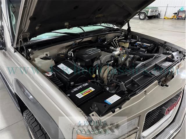 1999 GMC Suburban (CC-2075704) for sale in Holland , Michigan