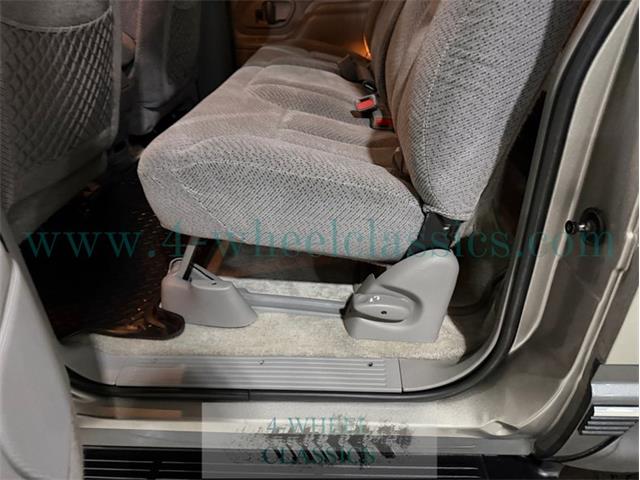 1999 GMC Suburban (CC-2075704) for sale in Holland , Michigan