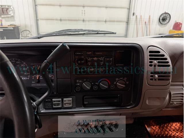 1999 GMC Suburban (CC-2075704) for sale in Holland , Michigan