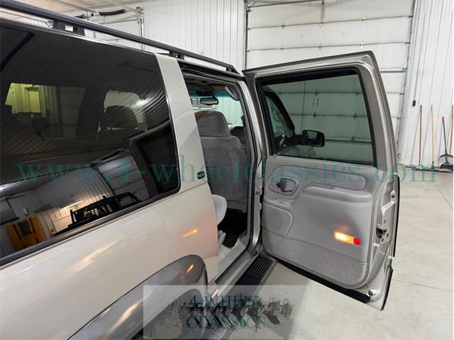 1999 GMC Suburban (CC-2075704) for sale in Holland , Michigan