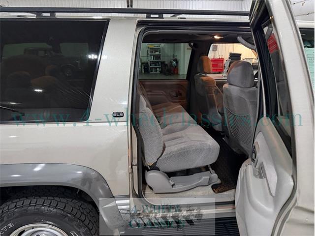 1999 GMC Suburban (CC-2075704) for sale in Holland , Michigan