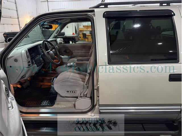 1999 GMC Suburban (CC-2075704) for sale in Holland , Michigan