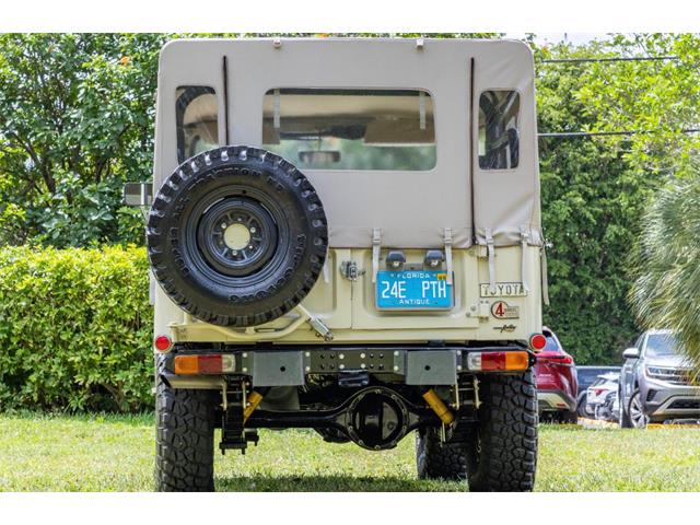 1974 Toyota Land Cruiser FJ40 (CC-2070579) for sale in miami, Florida