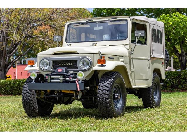 1974 Toyota Land Cruiser FJ40 (CC-2070579) for sale in miami, Florida