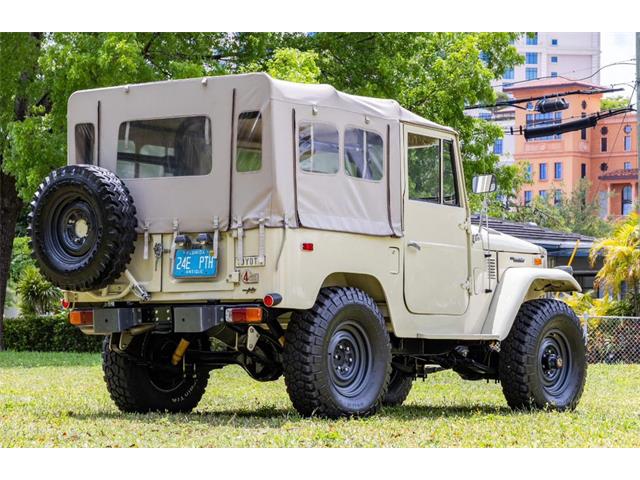 1974 Toyota Land Cruiser FJ40 (CC-2070579) for sale in miami, Florida