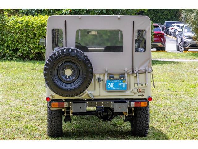 1974 Toyota Land Cruiser FJ40 (CC-2070579) for sale in miami, Florida
