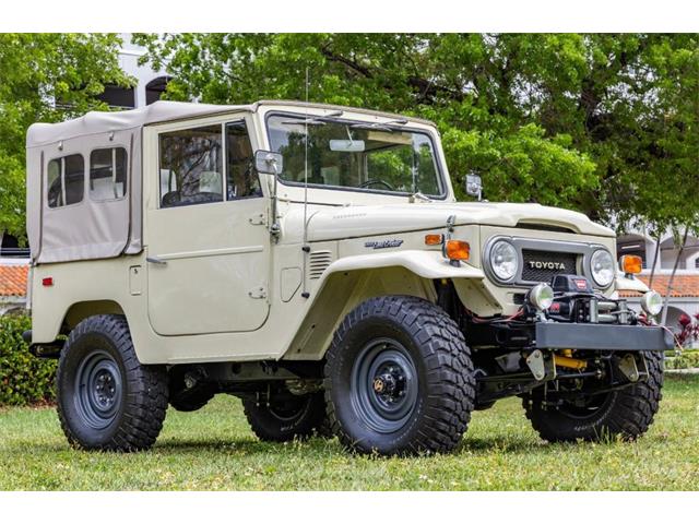 1974 Toyota Land Cruiser FJ40 (CC-2070579) for sale in miami, Florida