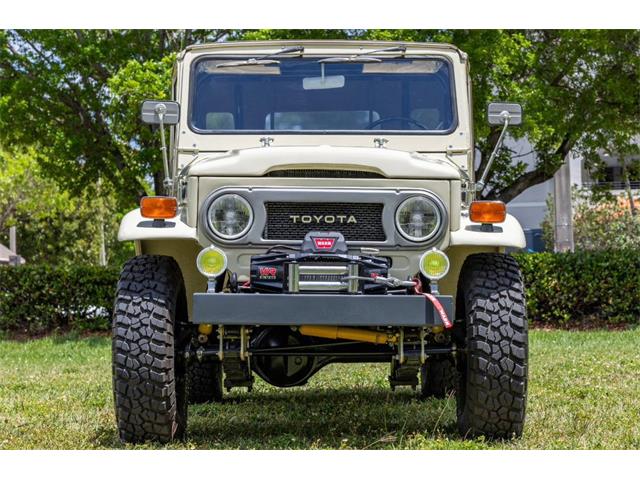 1974 Toyota Land Cruiser FJ40 (CC-2070579) for sale in miami, Florida