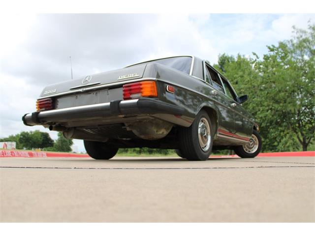 1976 Mercedes-Benz 300D (CC-2075841) for sale in Grapevine, Texas