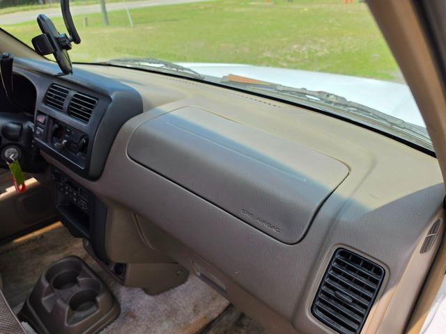 1999 Nissan Frontier (CC-2075933) for sale in Hope Mills, North Carolina