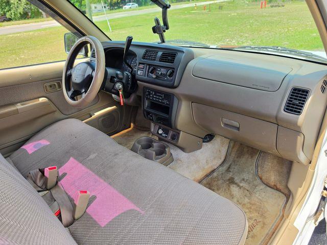 1999 Nissan Frontier (CC-2075933) for sale in Hope Mills, North Carolina