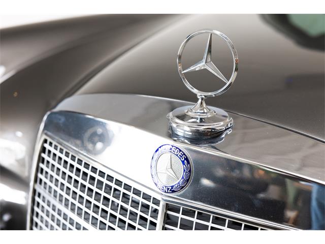 1970 Mercedes-Benz 300SEL (CC-2075964) for sale in Naarden, Noord-Holland