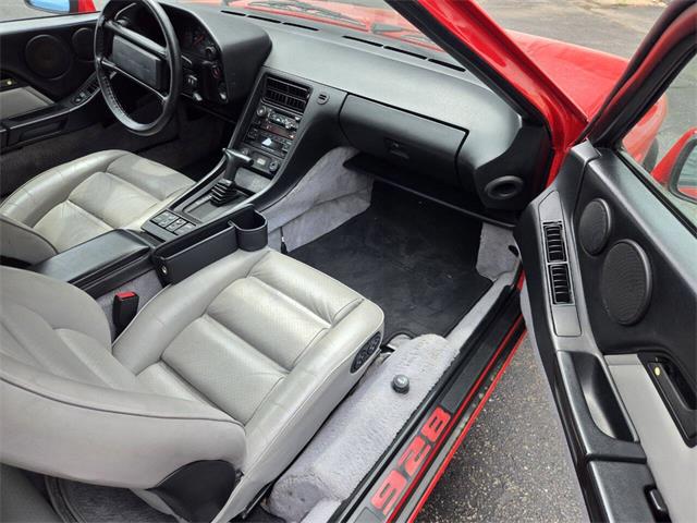 1988 Porsche 928 (CC-2076009) for sale in St. Charles, Illinois