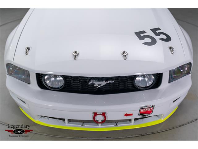 2005 Ford Mustang (CC-2076043) for sale in Halton Hills, Ontario