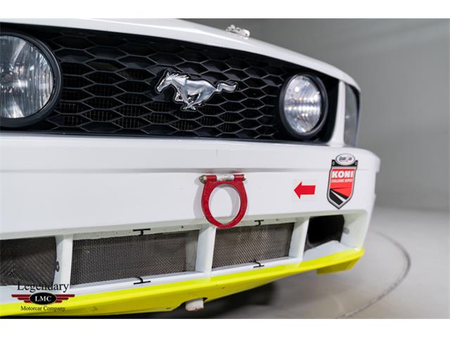 2005 Ford Mustang (CC-2076043) for sale in Halton Hills, Ontario
