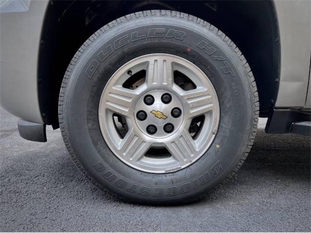 2008 Chevrolet Suburban (CC-2076145) for sale in Cadillac, Michigan