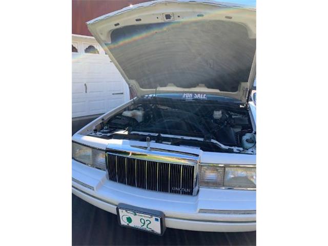 1992 Lincoln Town Car (CC-2076168) for sale in Cadillac, Michigan