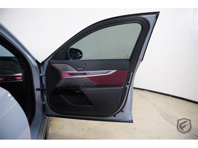 2023 BMW 740i (CC-2076183) for sale in Chatsworth, California