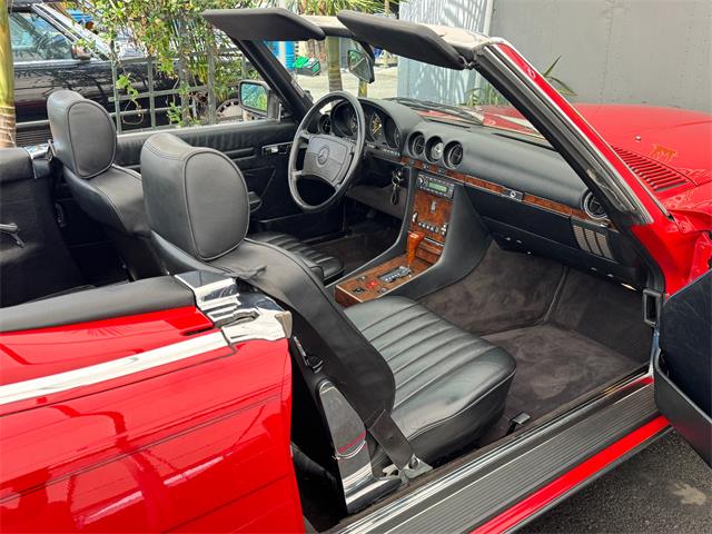 1987 Mercedes-Benz 560 (CC-2076255) for sale in Los Angeles, California