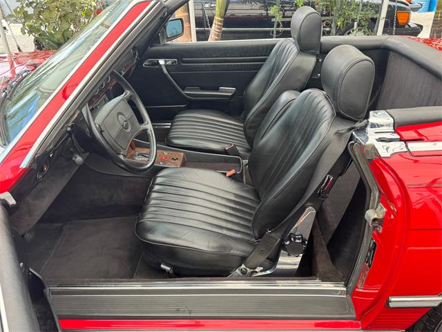 1987 Mercedes-Benz 560 (CC-2076255) for sale in Los Angeles, California