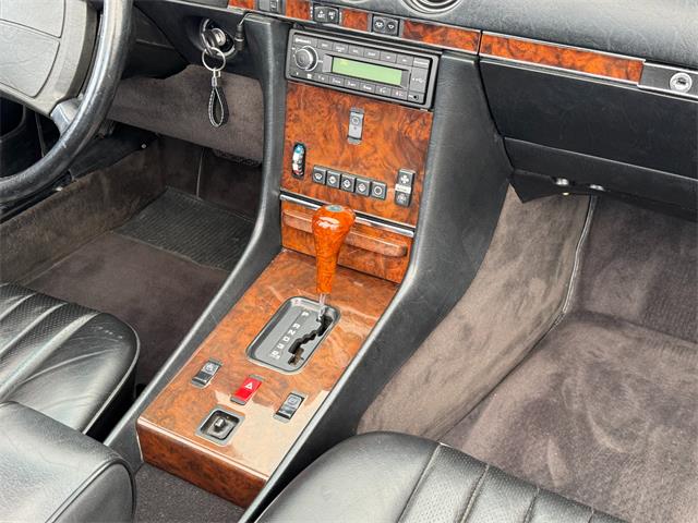 1987 Mercedes-Benz 560 (CC-2076255) for sale in Los Angeles, California