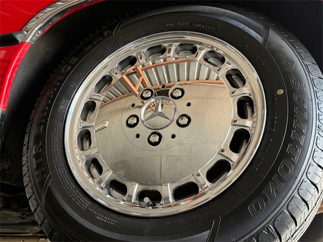 1987 Mercedes-Benz 560 (CC-2076255) for sale in Los Angeles, California