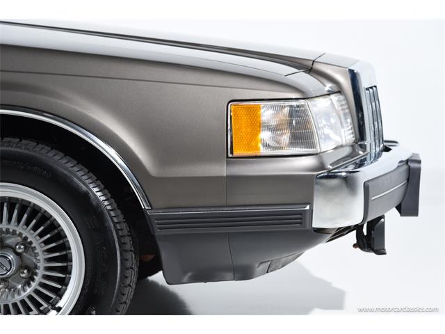1988 Lincoln Mark VII (CC-2076480) for sale in Farmingdale, New York