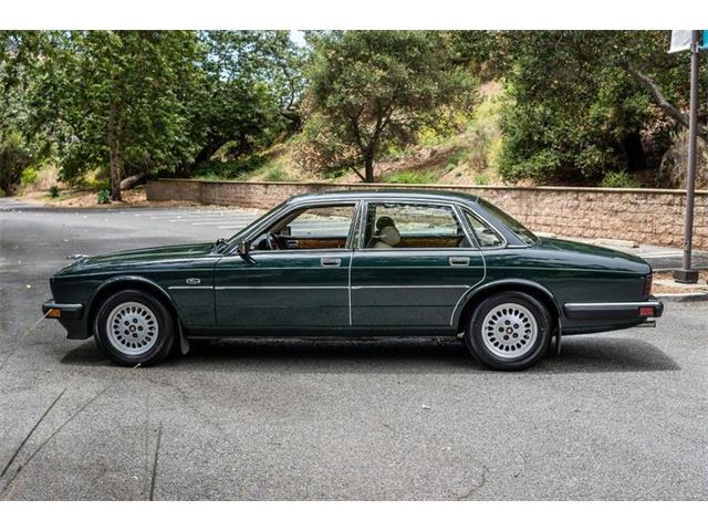 1988 Jaguar XJ6 (CC-2076559) for sale in Laguna Beach, California