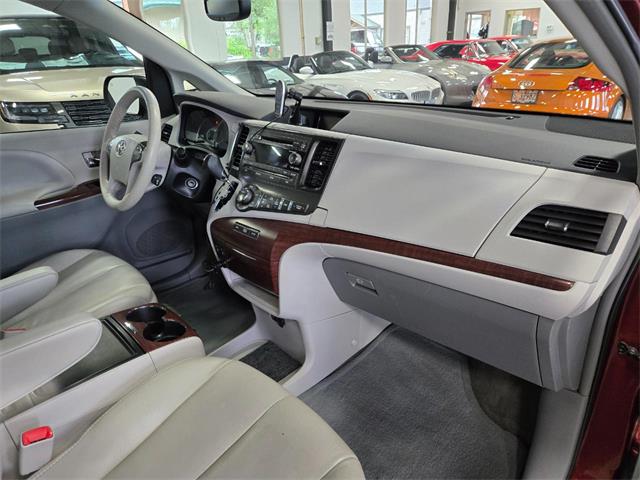 2014 Toyota Sienna (CC-2076641) for sale in Bend, Oregon