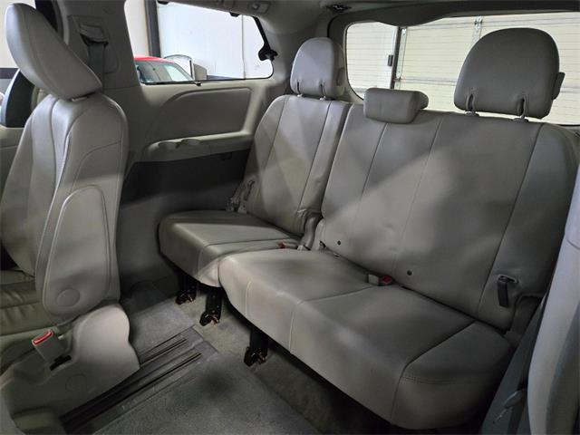2014 Toyota Sienna (CC-2076641) for sale in Bend, Oregon