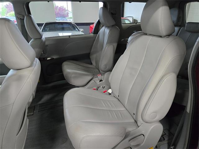 2014 Toyota Sienna (CC-2076641) for sale in Bend, Oregon