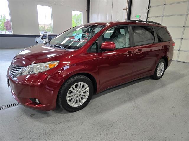 2014 Toyota Sienna (CC-2076641) for sale in Bend, Oregon