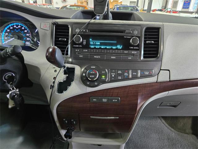 2014 Toyota Sienna (CC-2076641) for sale in Bend, Oregon