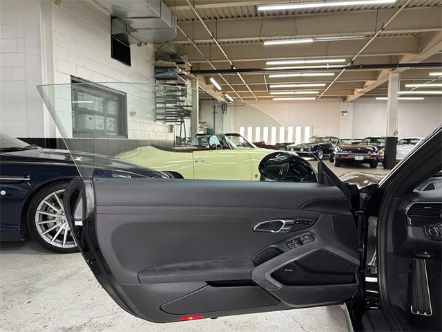 2016 Porsche 911 (CC-2076880) for sale in Huntington Station, New York