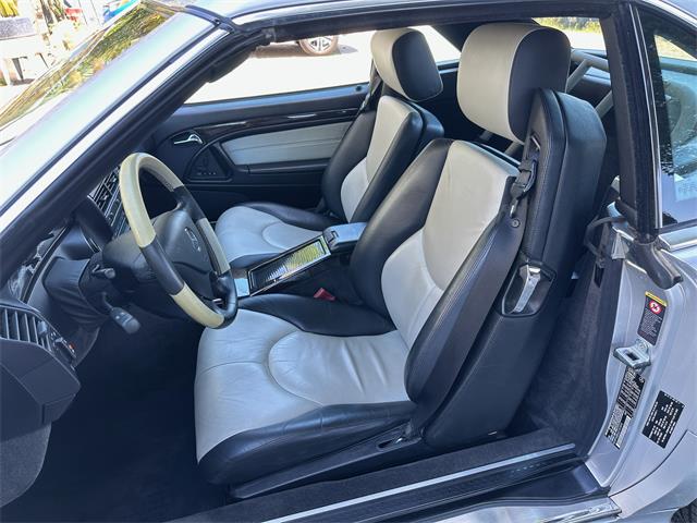 2002 Mercedes-Benz SL500 (CC-2076981) for sale in OAKLAND, California